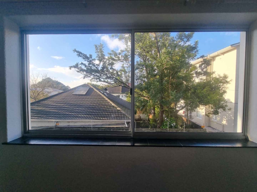 2 Bedroom Property for Sale in Tamboerskloof Western Cape